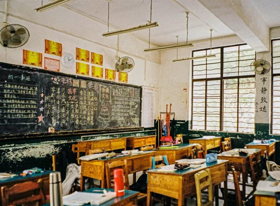 Reading the Room: What My Daughter's Second-Grade Art Class Taught Me About Organizational Dynamics